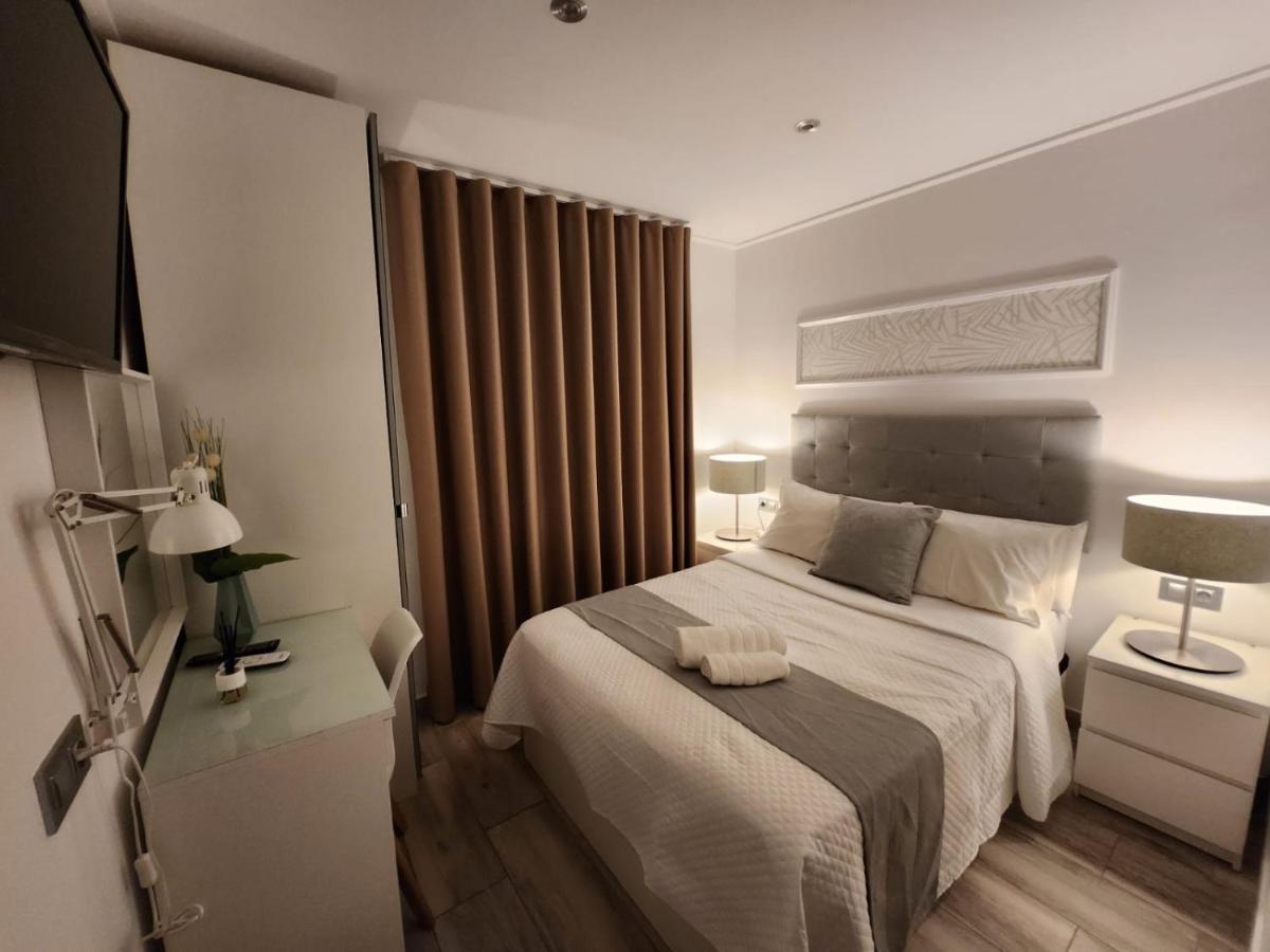 Don Leone Hotel Alginet Bagian luar foto